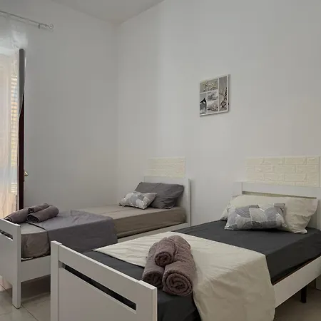 Al Primo Piano Apartment